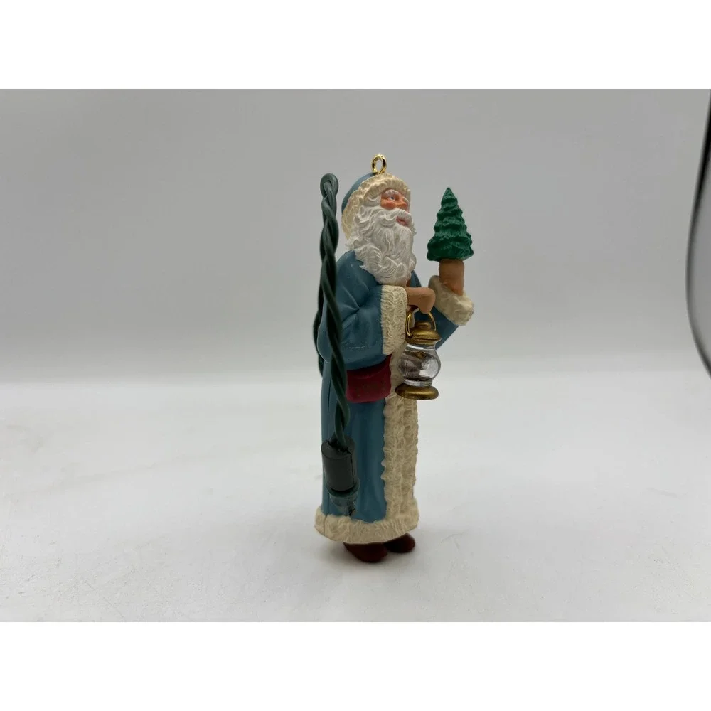 Hallmark Keepsake Ornament 1991 Vintage Father Christmas Magic Flickering Light